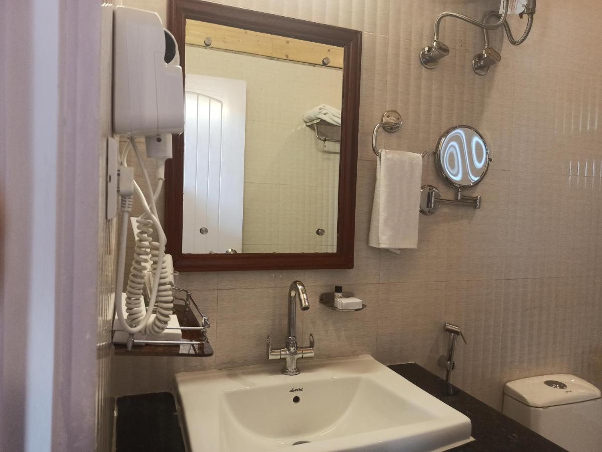 Ri Shat Sngi Orchid Resort By World Choice Шилонг Екстериор снимка