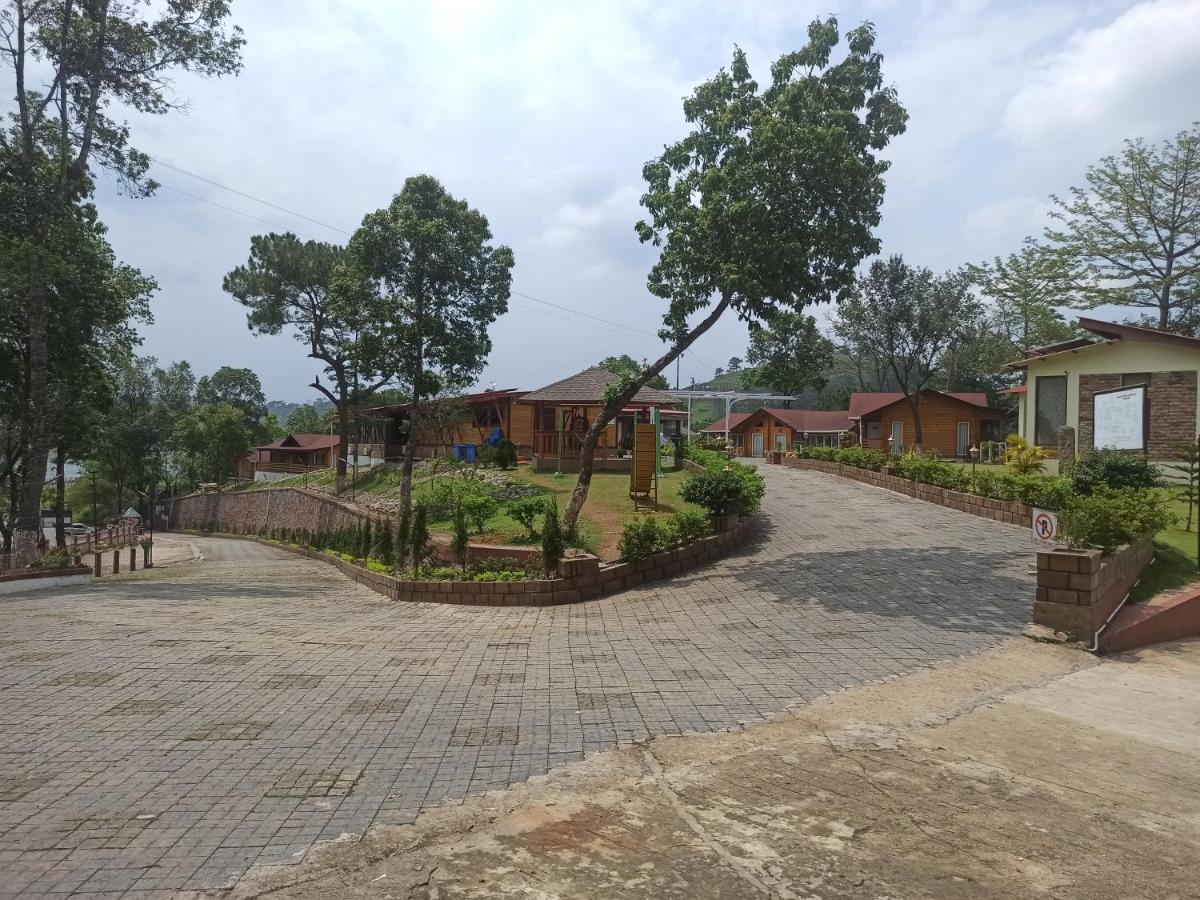 Ri Shat Sngi Orchid Resort By World Choice Шилонг Екстериор снимка